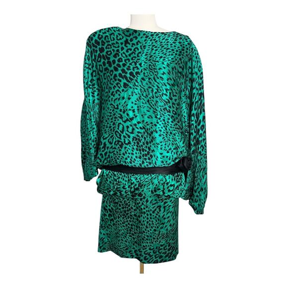 Vintage 80s Silk Cocktail Dress Slouchy Retro Animal Print Oversized Theme M - Picture 1 of 7